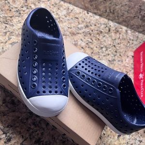 Natives size 8 toddler shoe